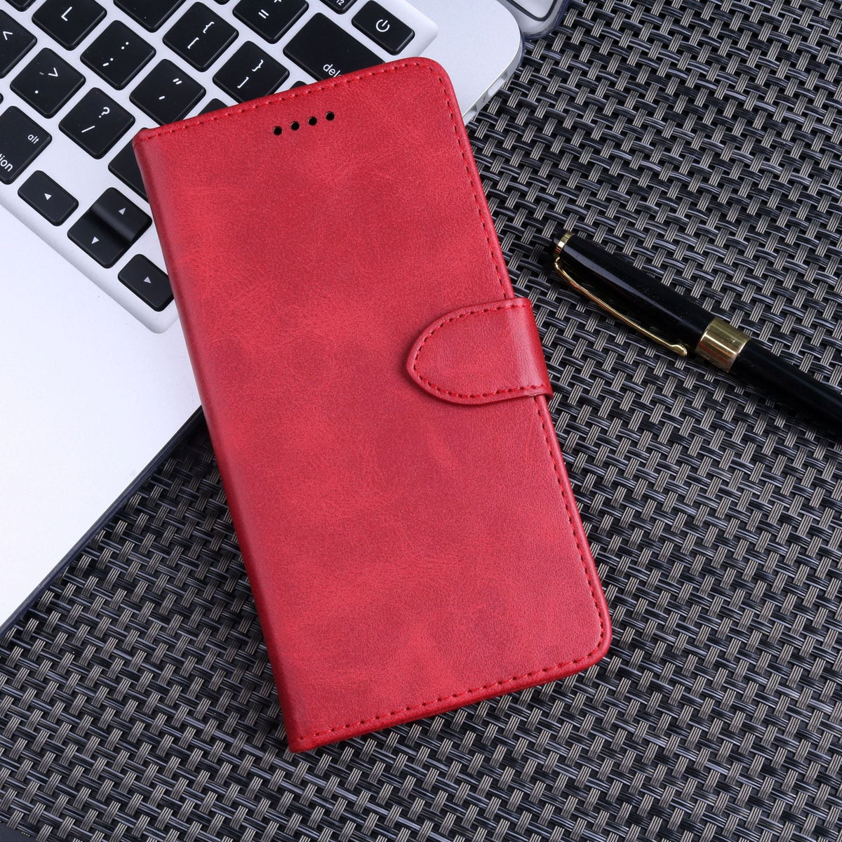 iPhone 17 Pro / 18 Pro flip wallet case cowhide finish with 3 card slots (w-001)