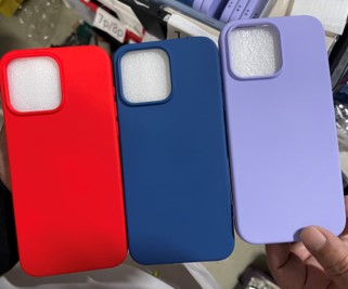 Iphone 16e apple style liquid silicone case with microfiber lining