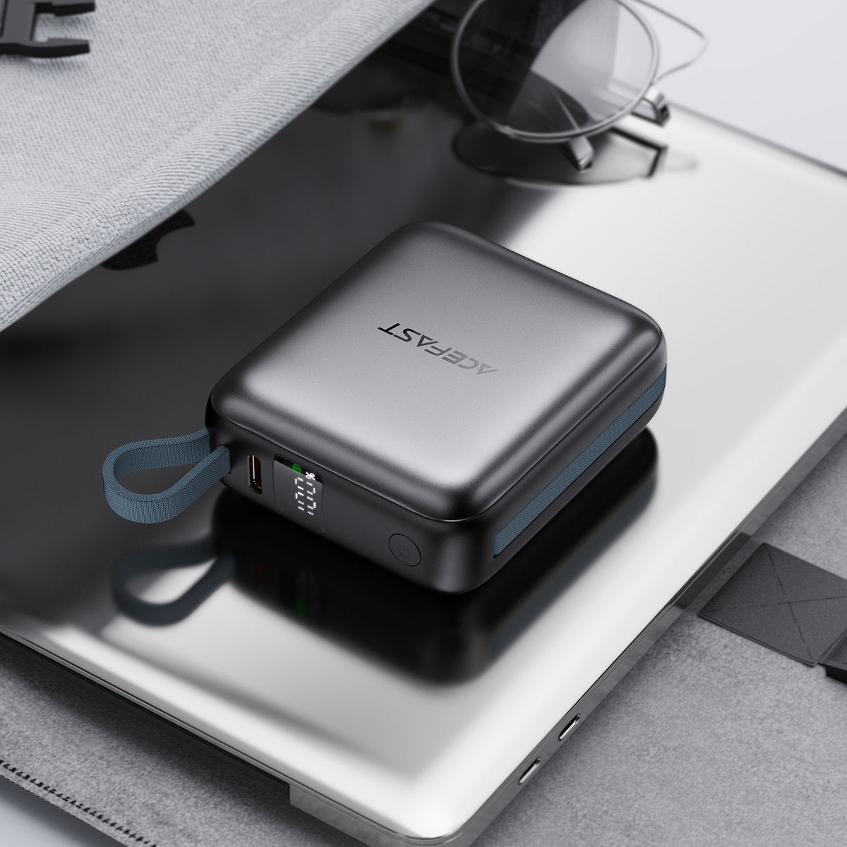 ACEFAST 10000 22.5W Power Bank with Built-in Dual Cables - M23